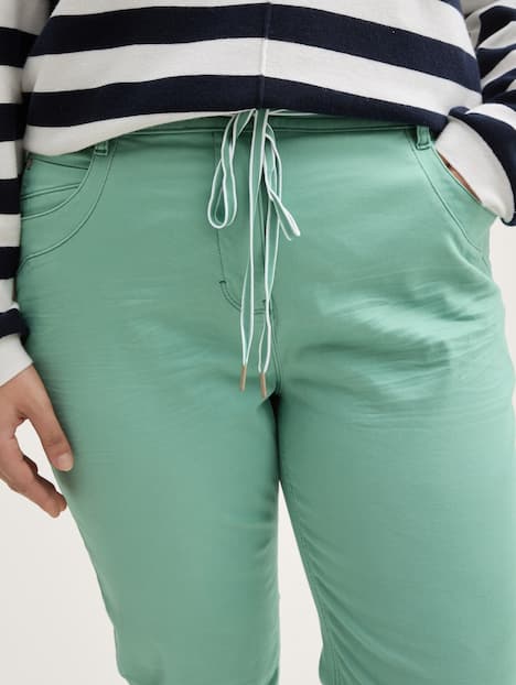 Cropped Slim Hose