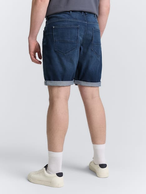 REGULAR FIT Shorts