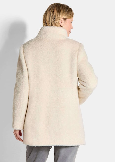 Jacke mit Stehkragen aus Federgarn