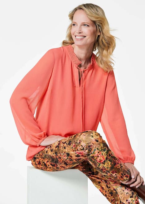 GOLDNER Blouse Chiffon blouse met vrouwelijke halslijn