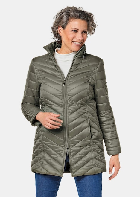 Figurschmeichelnde, leichte Longsteppjacke