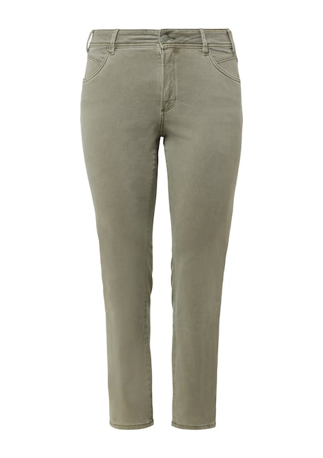 Jeans / Mid Rise / Slim Fit