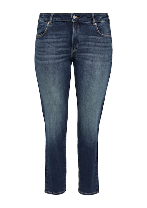 Jeans / Curvy Fit / Mid Rise / Slim Tapered Leg