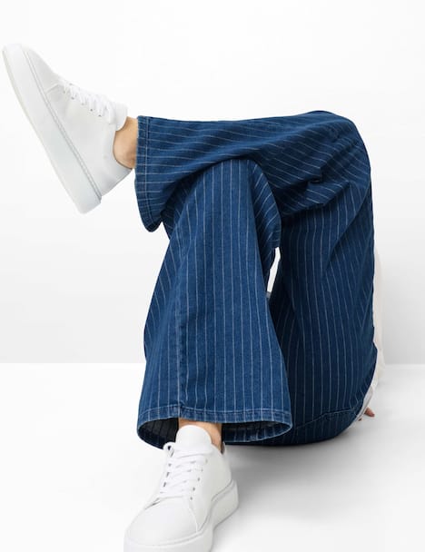 Style LAURA FLARED  Jeans