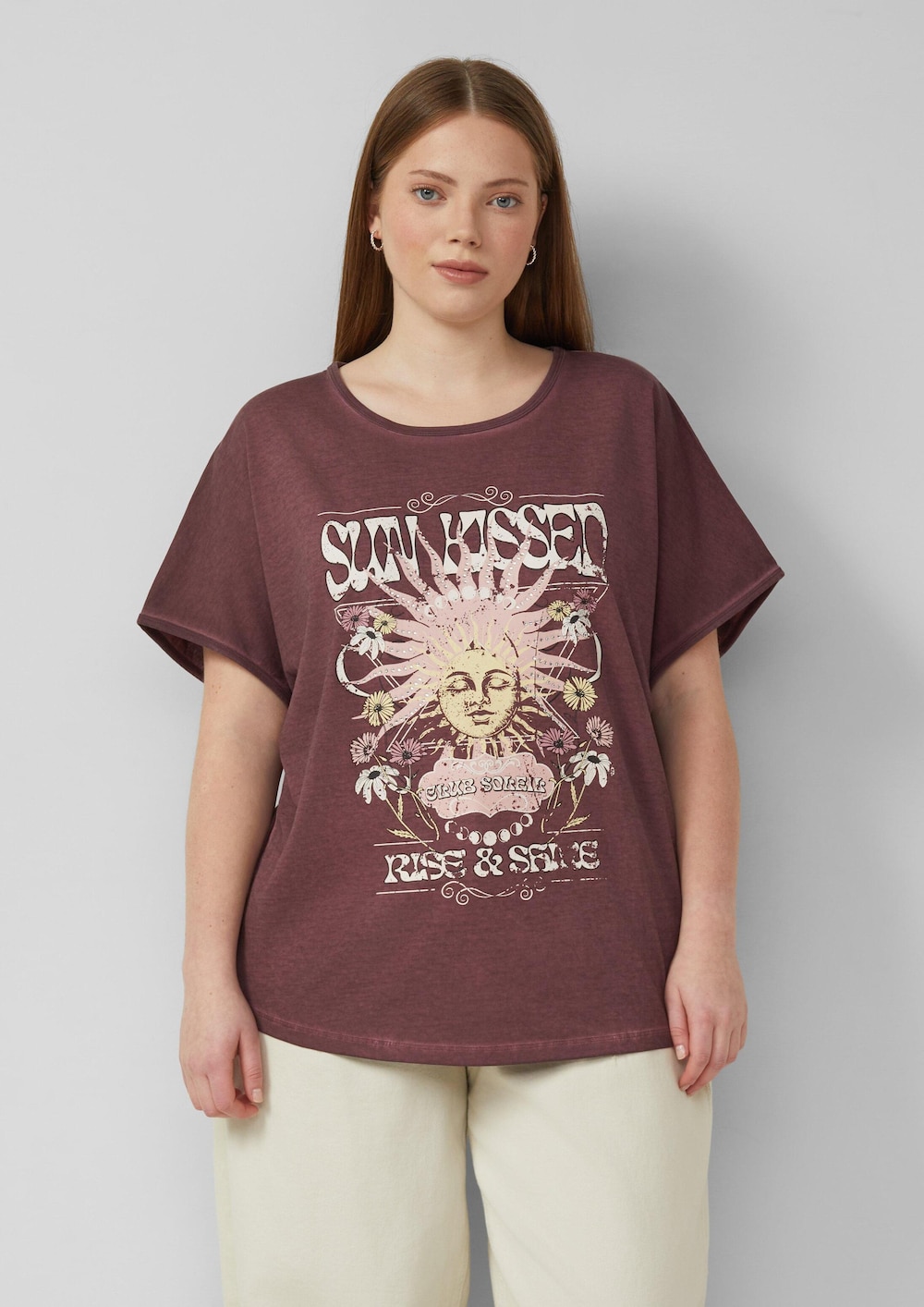 Gewaschenes Oversize-Shirt mit Frontprint