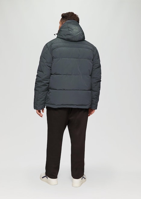 Wasserabweisende Steppjacke mit abnehmbarer Kapuze