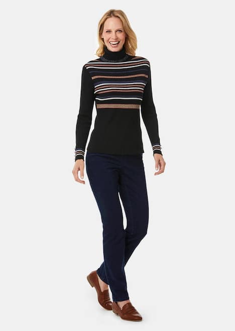 Figurschmeichelnder Rollkragenpullover