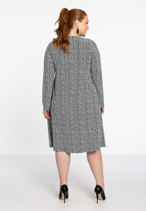 Kleid mit Strasssteinen