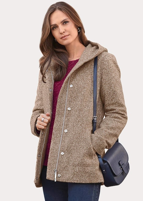 Unentbehrliche Boucle-Jacke mit feinen Details