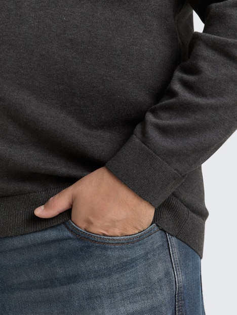 Strickpullover mit Logo Stickerei