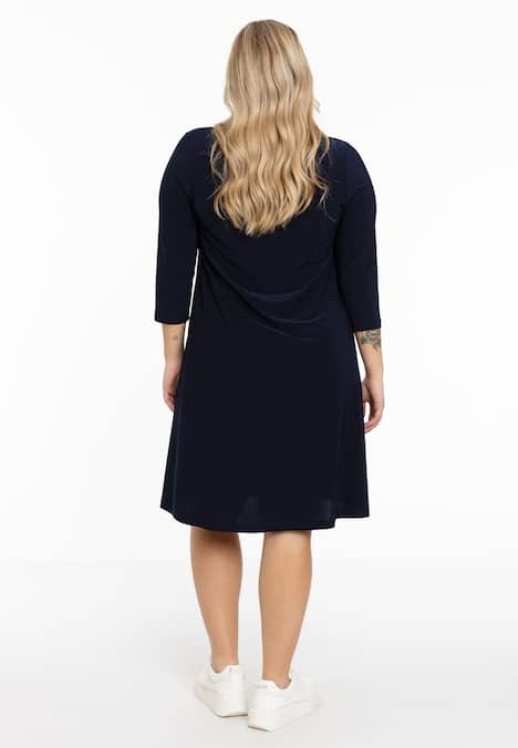 Kleid Dreiviertelarm