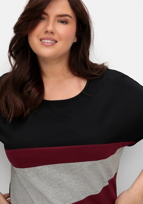 T-Shirt Extra kurz Mehrfarbig Ohne Kragen