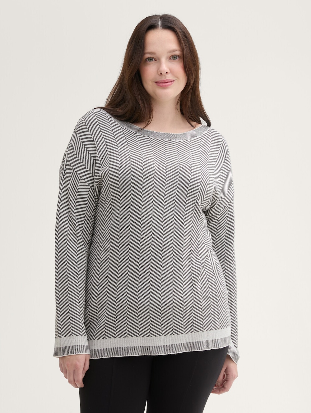 Pullover mit Fischgrätenmuster