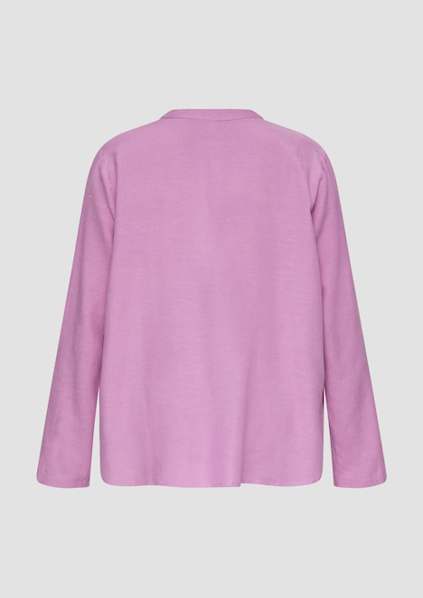 Bluse mit Stehkragen und Knopfleiste