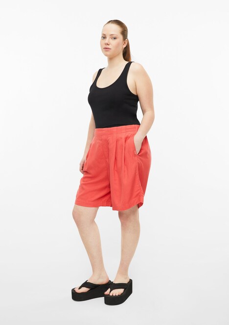 Shorts aus luftigem Leinenmix