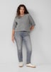 Jeans / Mid Rise / Slim Fit