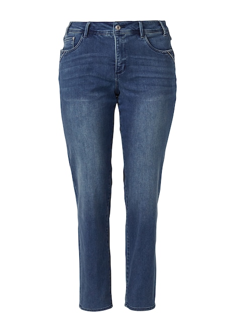 Jeans / Mid Rise / Tapered Fit / cosy inside