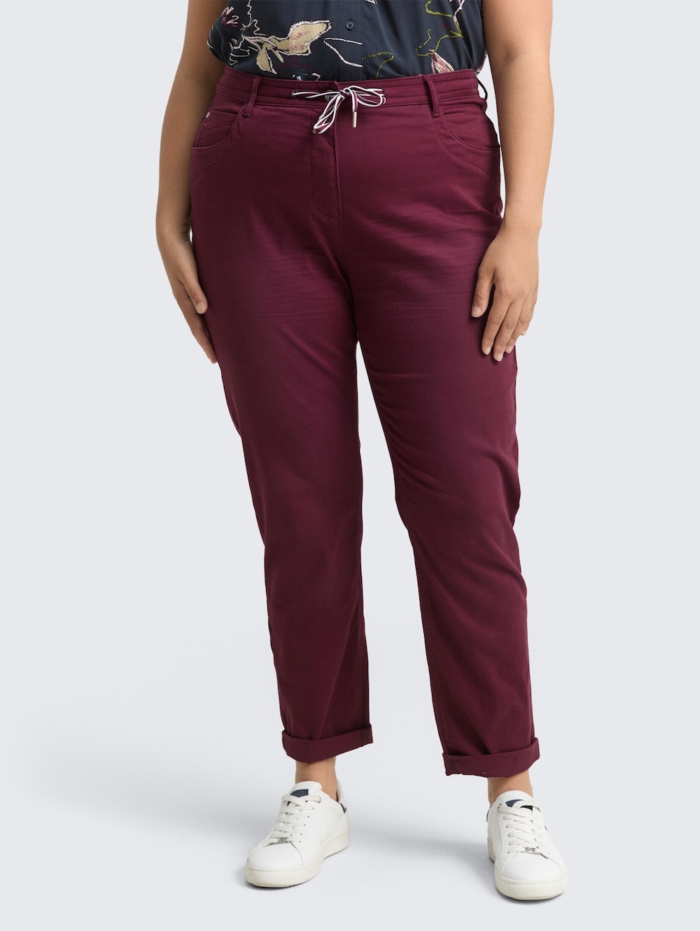 Cropped Slim Hose