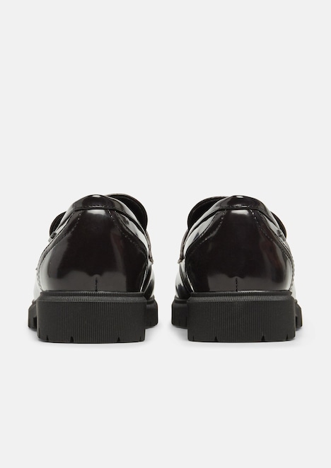 Loafer in Leder-Optik mit Schmuck-Detail