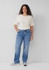 Jeans / Slim Fit / Mid Rise / Straight Leg
