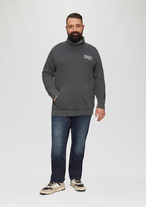 Strukturiertes Sweatshirt mit Stehkragen