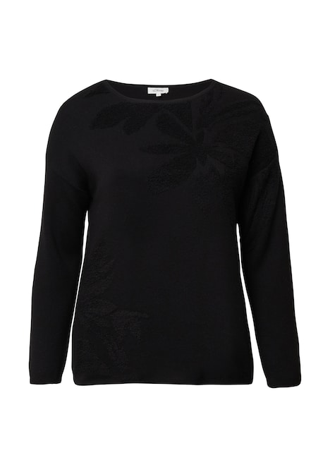 Pullover mit floralem Strickmuster