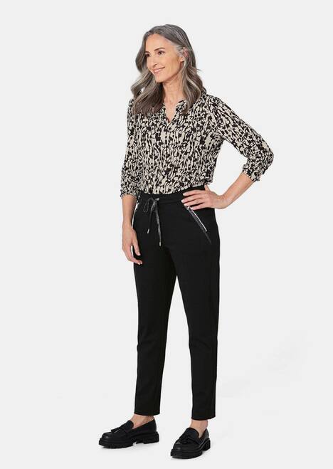 Elegantes Blusenshirt mit V-Ausschnitt