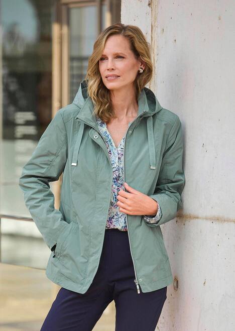 Outdoor-Jacke mit Kapuze