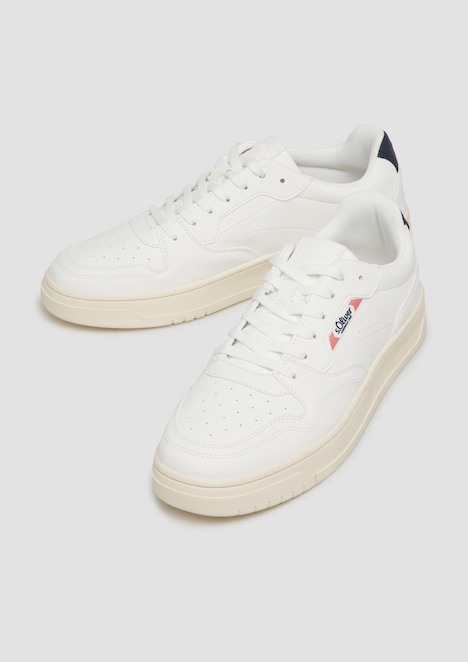 Sneaker in Leder-Optik