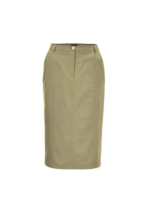 Sportlich eleganter Satinrock