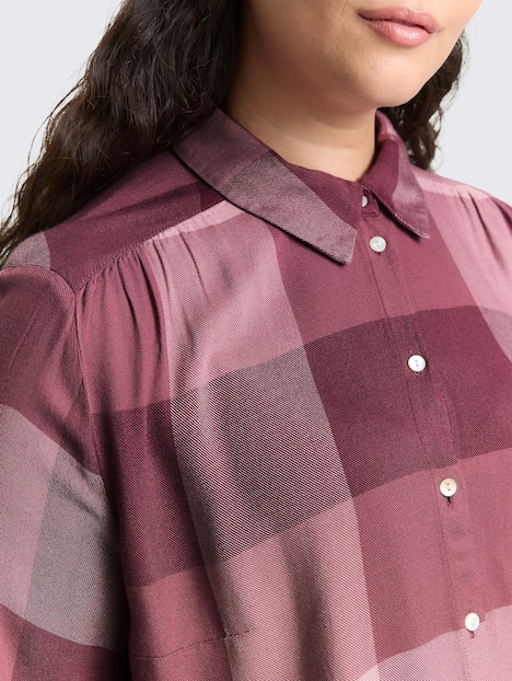 Hemdbluse mit Karomuster