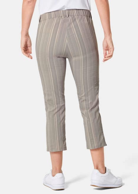 Verkürzte Strukturhose, elastisch