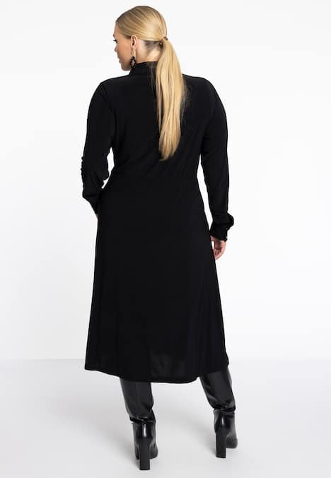 Kleid mit Langarm
