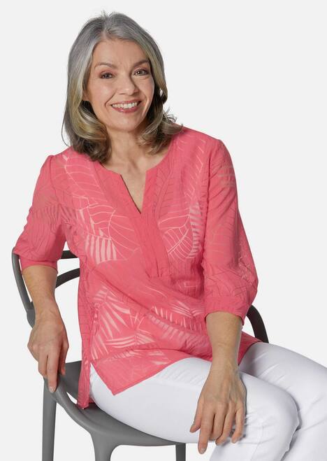 Leger geschnittene Ausbrennerbluse