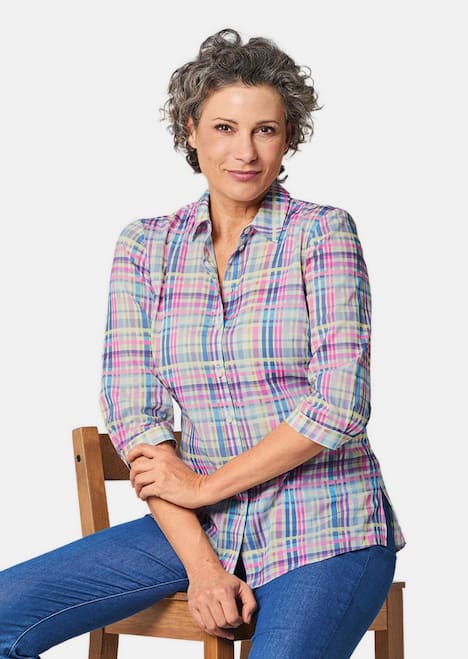 Feminine Hemdkragenbluse im Karodessin