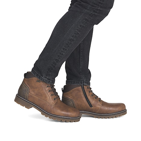 Schnürstiefel 38810
