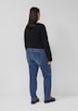 Pullover mit floralem Strickmuster
