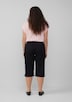 Jeans / Mid Rise / Curvy Fit / Capri Length