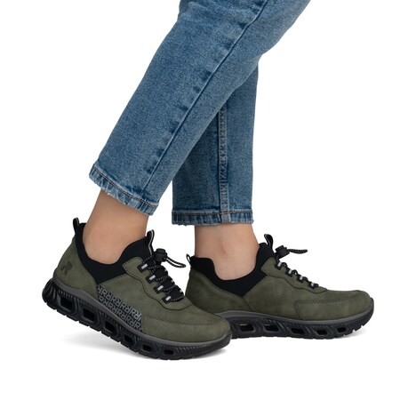 Sneaker Low M6058