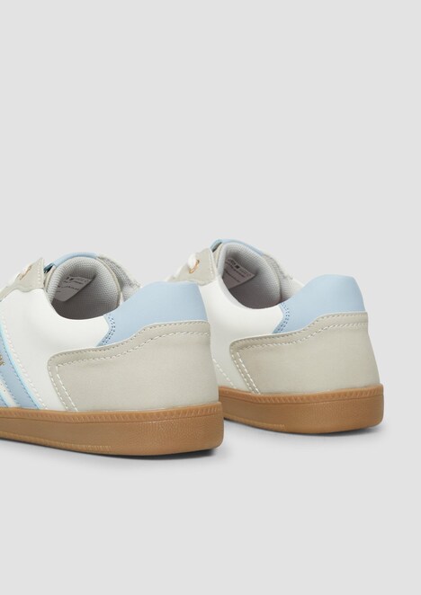 Sneaker aus Lederimitat