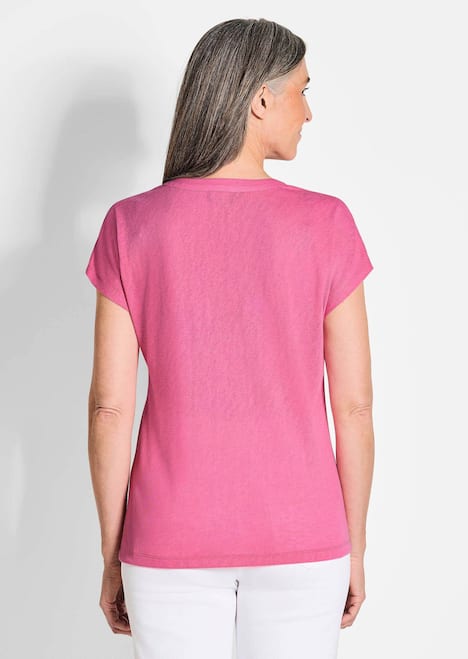 Luftiges Basicshirt mit V-Ausschnitt