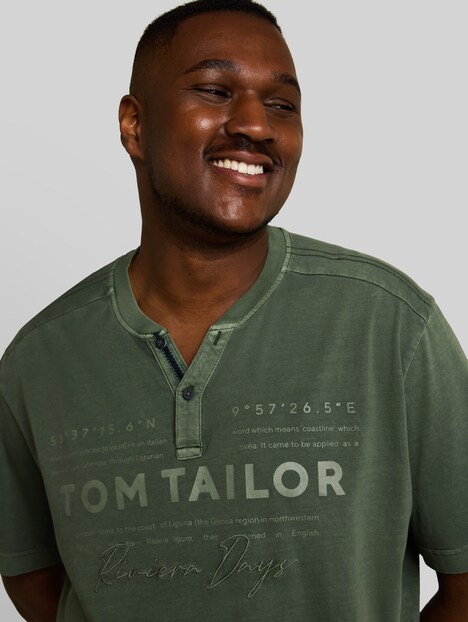 Henley T-Shirt im Used-Look