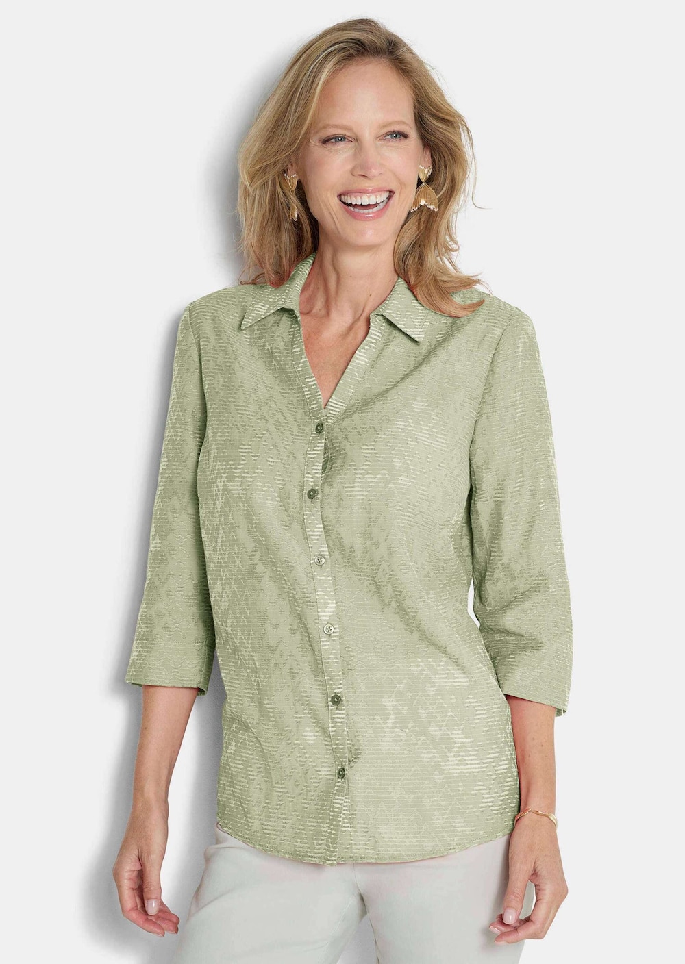Viskosebluse mit filigranem Muster
