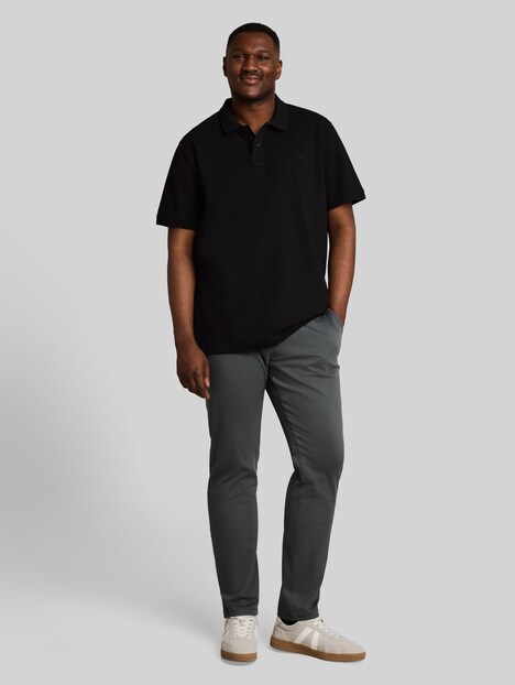 Piqué Poloshirt mit Logo-Stickerei