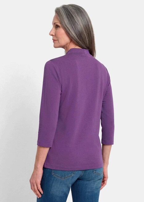 Elegantes Basic-Shirt mit V-Ausschnitt