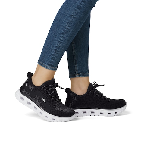Sneaker Low M6066