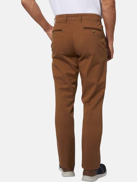Chino LEVANO