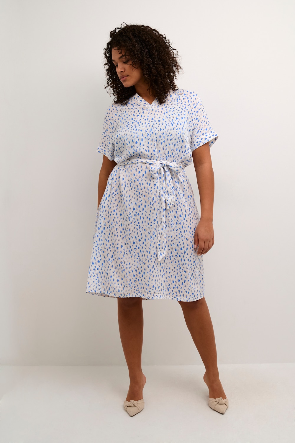 Kleid Regular fit