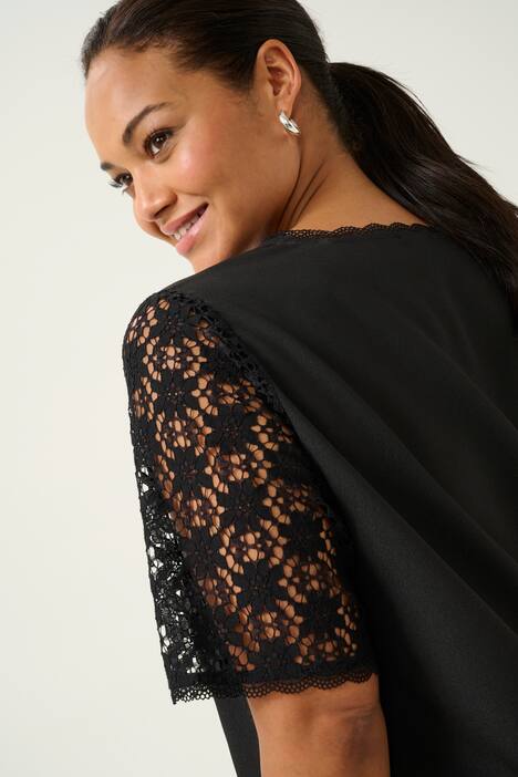 Kurzarm-Bluse Regular fit