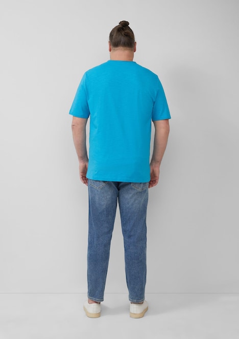 Flammgarn-T-Shirt mit Brusttasche und offenen Kanten